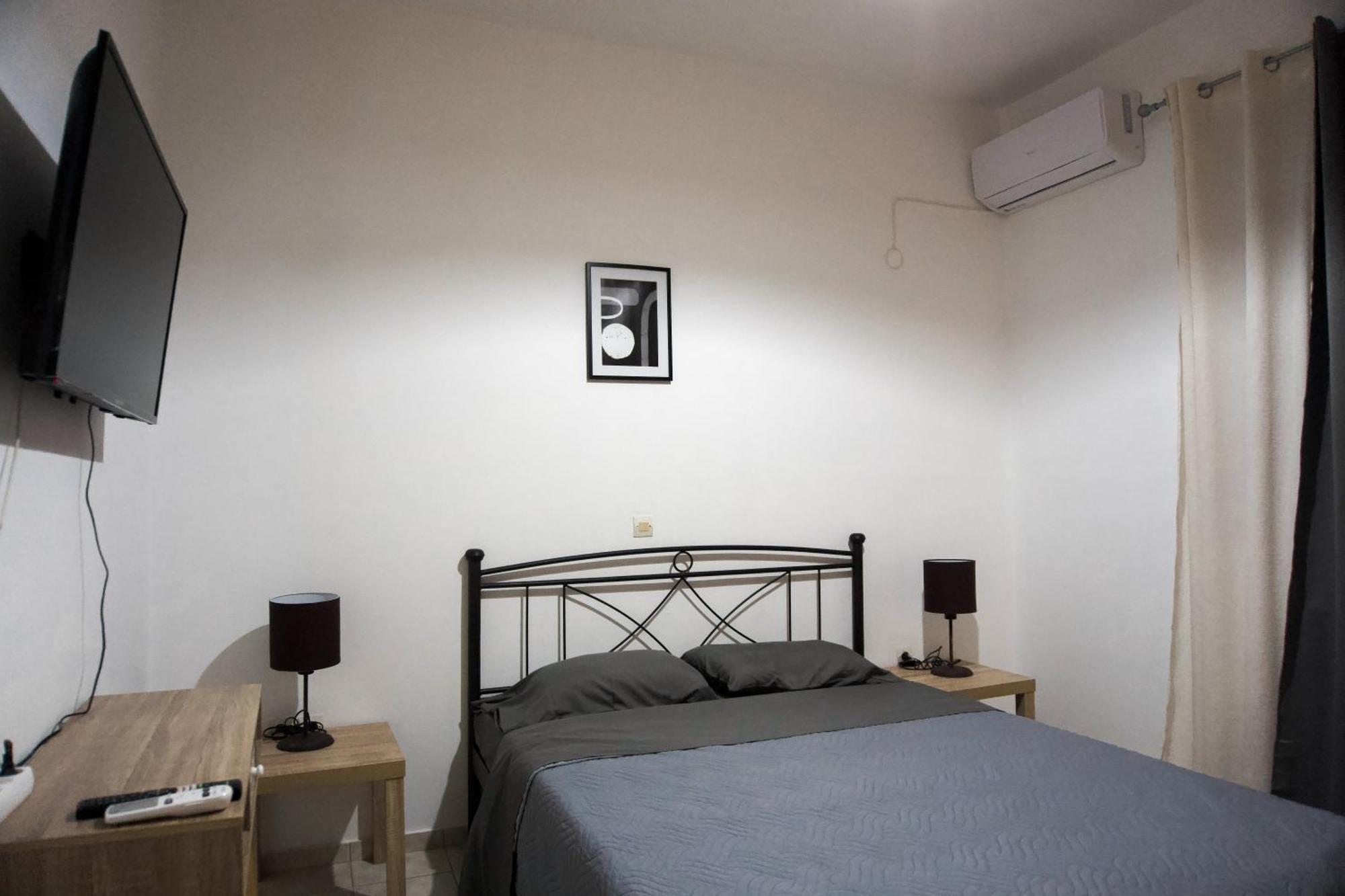 Pink Sand Sea Apartment Adelianos Kampos Luaran gambar